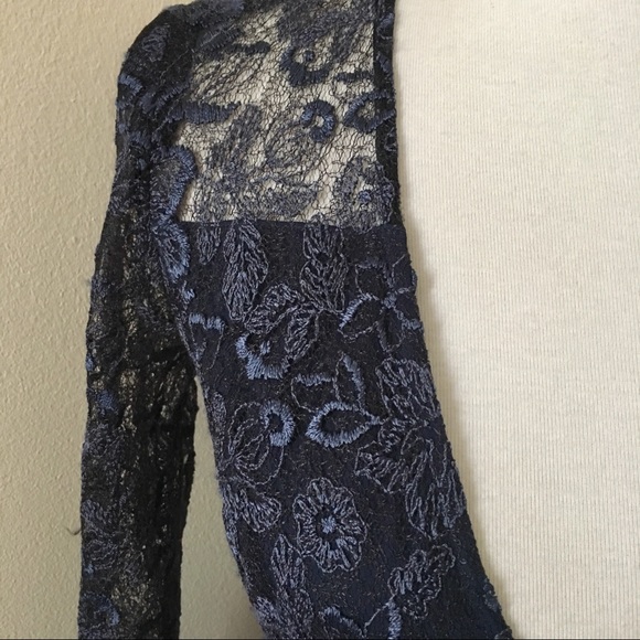 Femme D’armes Emmanuelle Lace Embroidered Gown - Picture 5 of 8